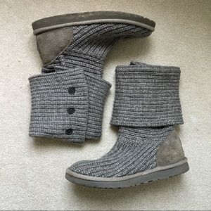 Grey Ugg Classic Cardy Boot. W size 8!